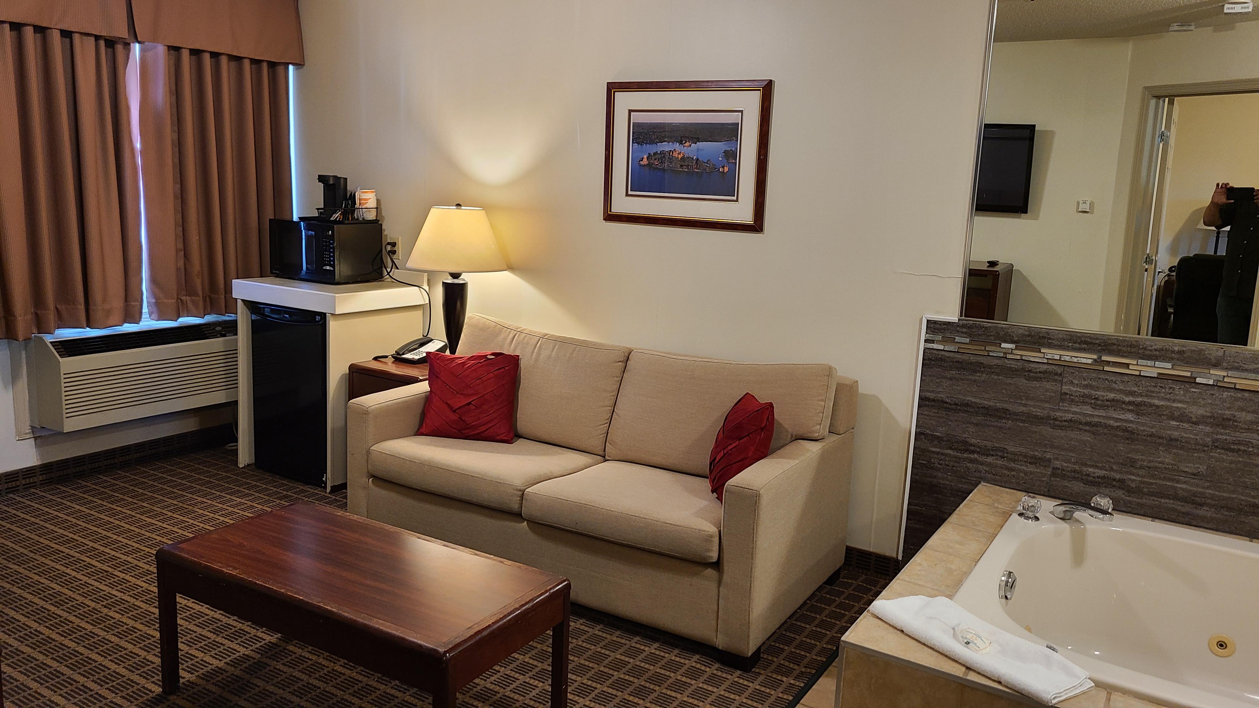 Quality Inn & Suites 1000 Islands Gananoque Exterior foto